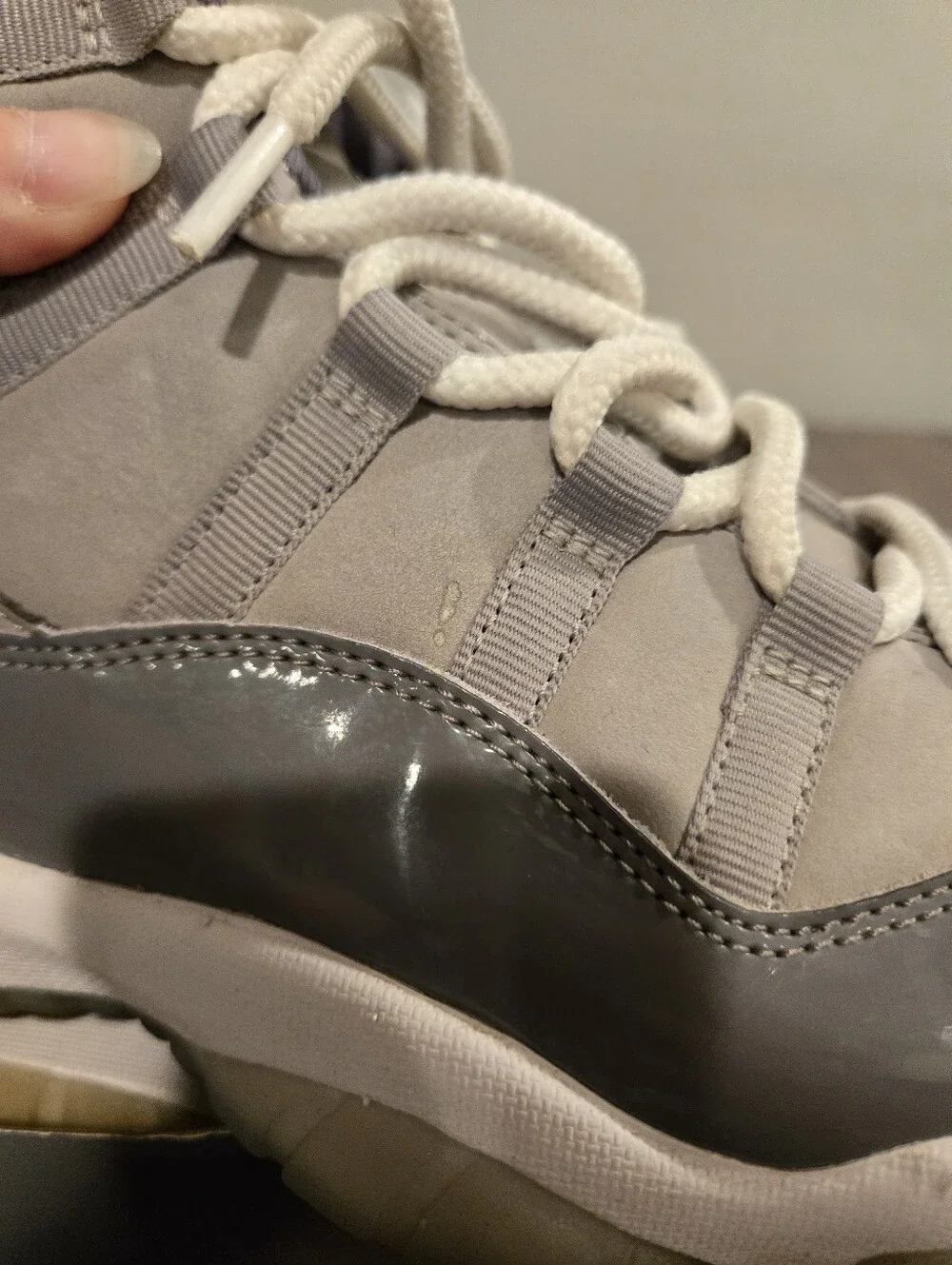 USED Nike Air Jordan 11 Retro Cool Grey Size 9